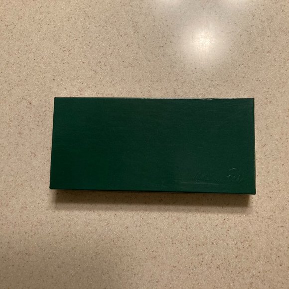 Marshall Fields Small Gift Boxes - Picture 5 of 13